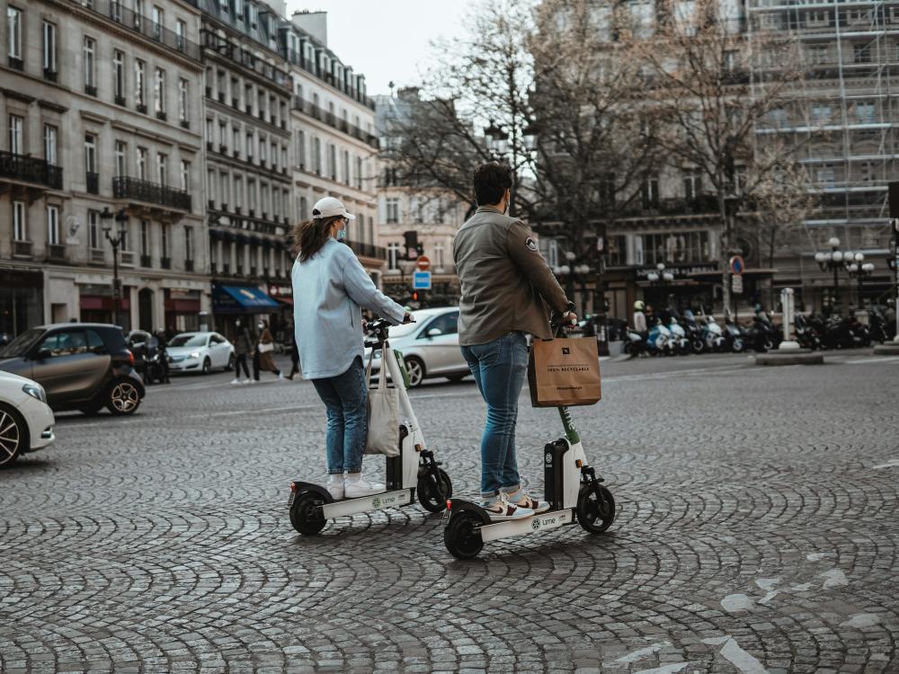 De Bedste Steder Til El-scooterreparation I Beder-malling